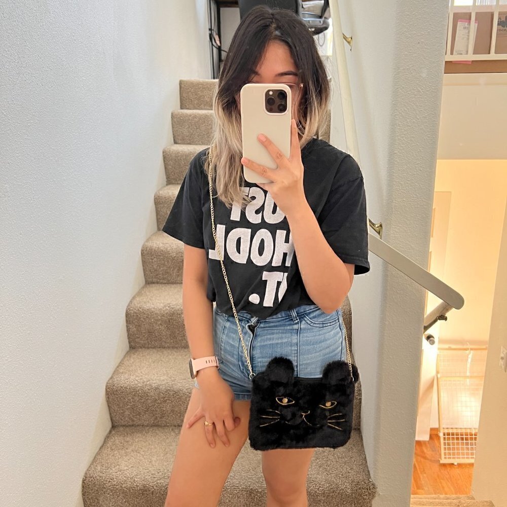 Black Cat Fuzzy Crossbody Bag​​​​​​​​​​​​​​​​​​​​​​​​​​​​​